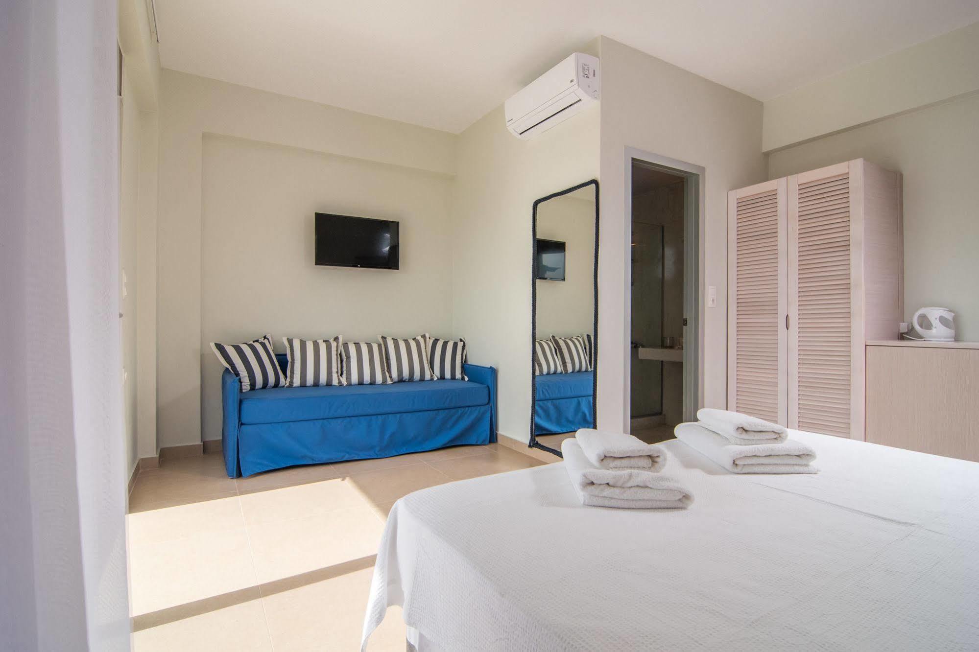 Hotel Blue Horizon Paleochora Exterior foto